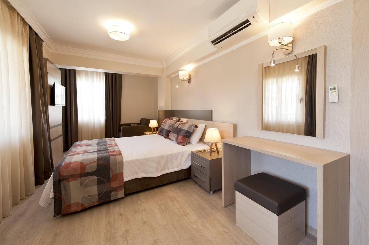 Atrium Apart Otel Altinyunus Buitenkant foto